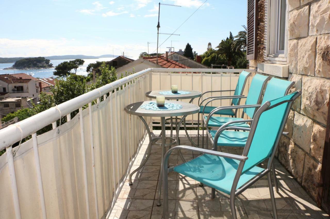 Apartment Mlacic Hvar Island Exterior foto